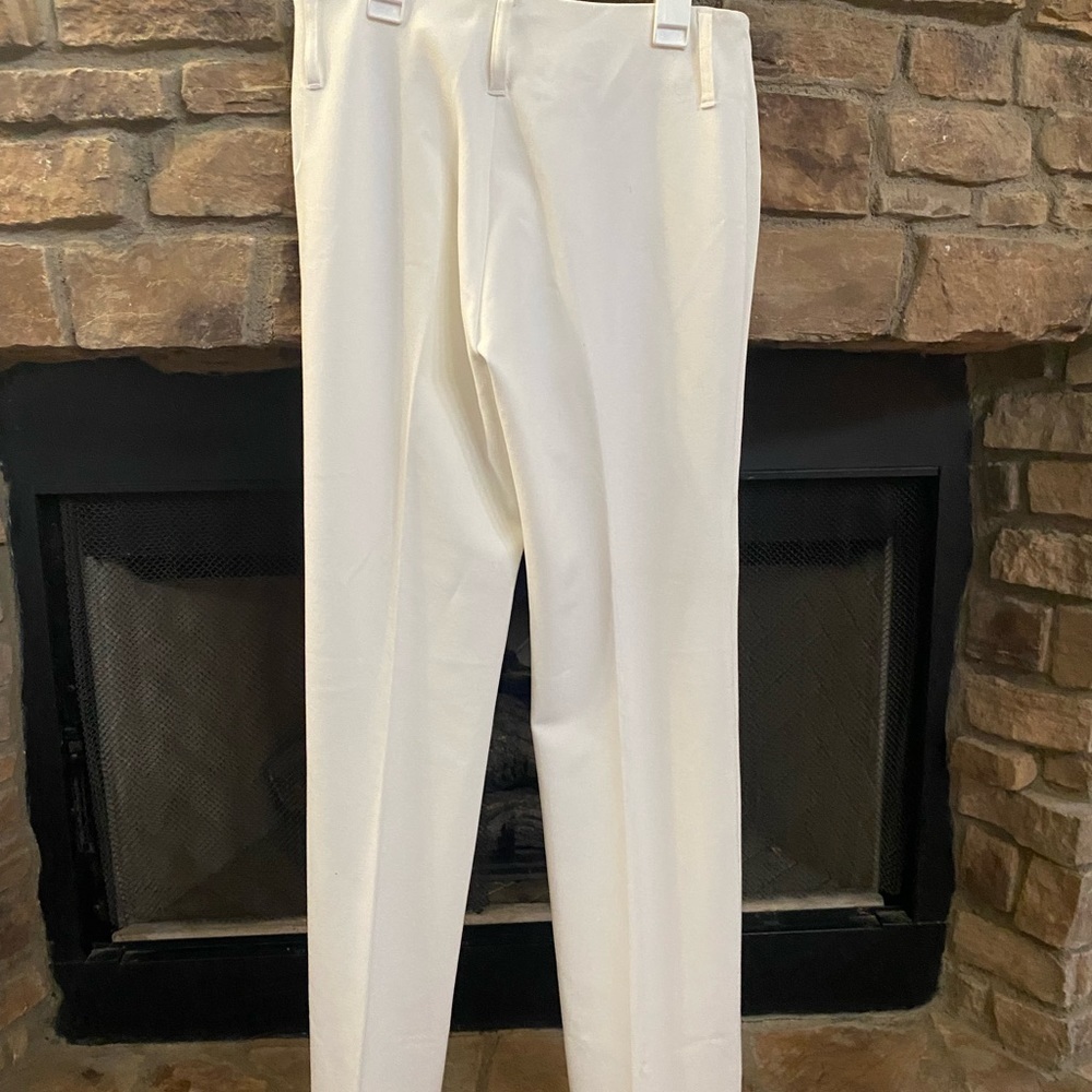 NWT Paris Paris white pants Size 10.